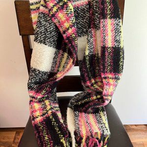 Flannel blanket scarf